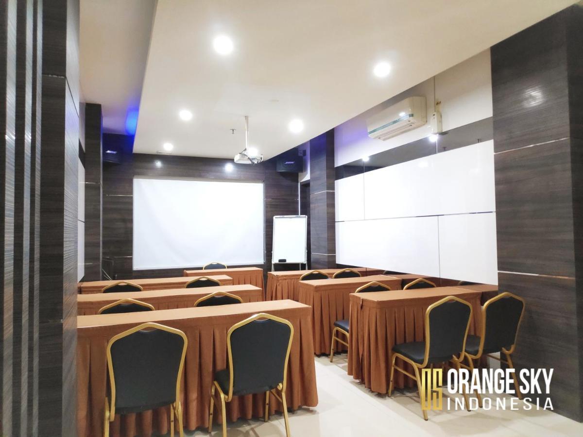 Os Hotel Airport Batam Kültér fotó