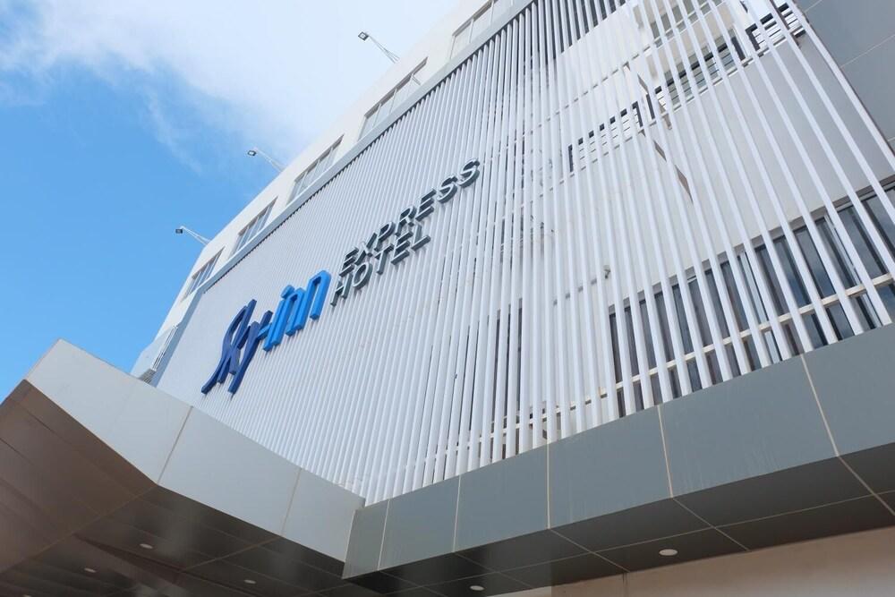 Os Hotel Airport Batam Kültér fotó