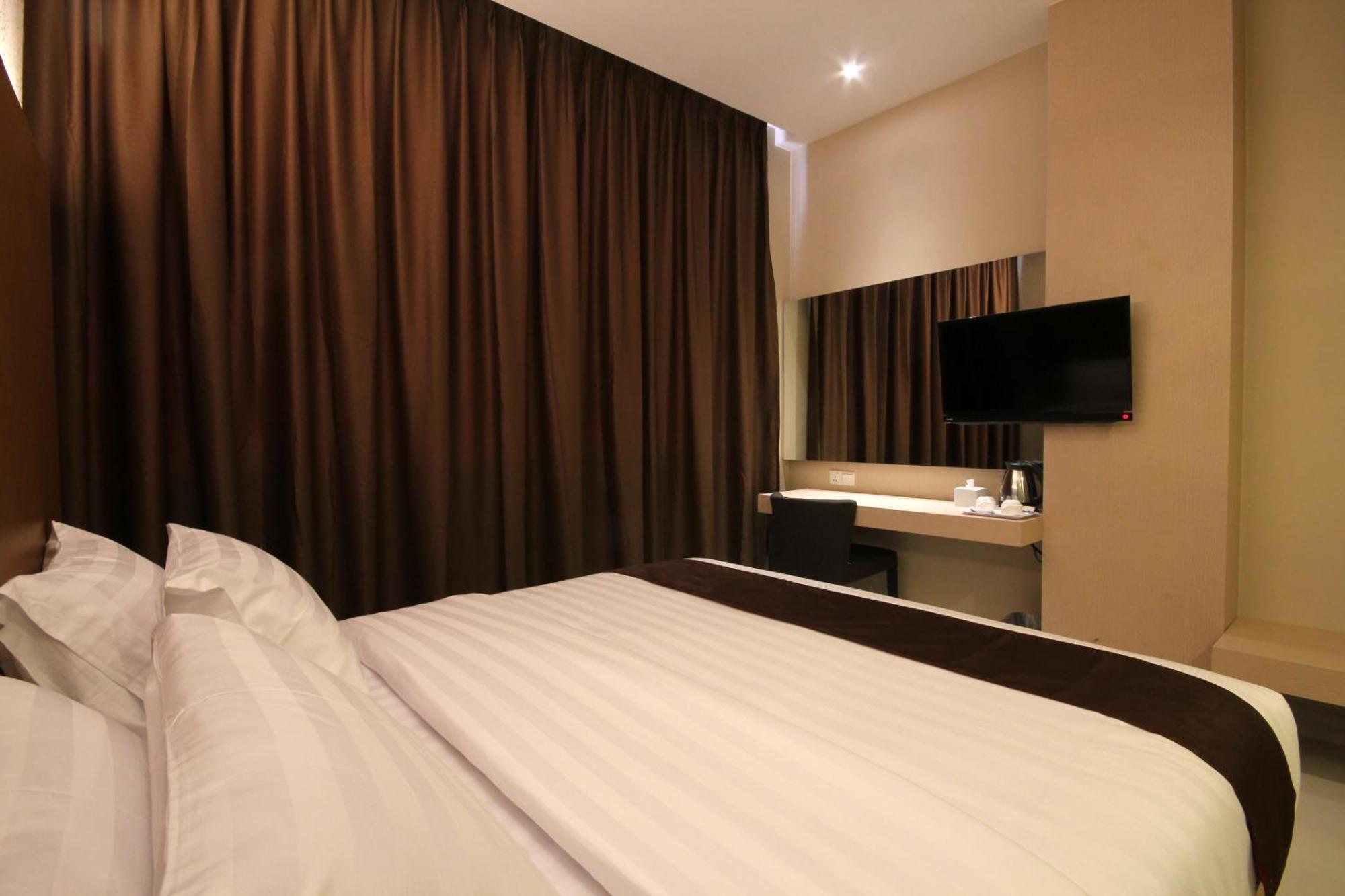 Os Hotel Airport Batam Kültér fotó