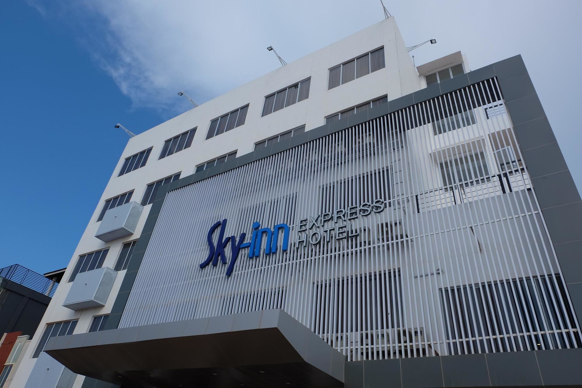 Os Hotel Airport Batam Kültér fotó
